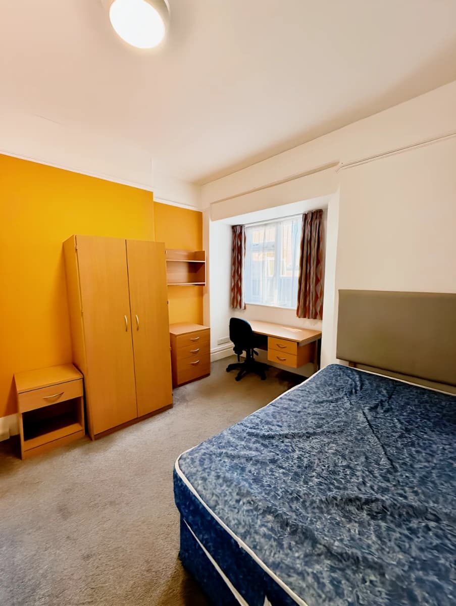 Room 2 Medium