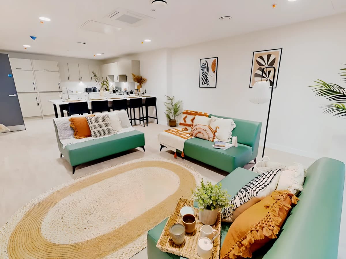 Crown Place image