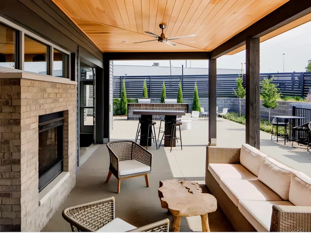 Outdoor Features