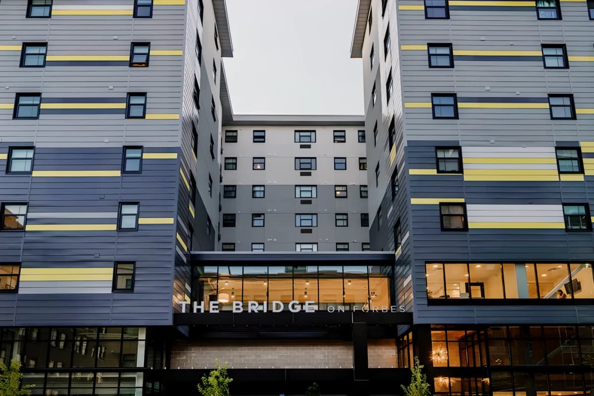 The Bridge on Forbes Apartments image 3