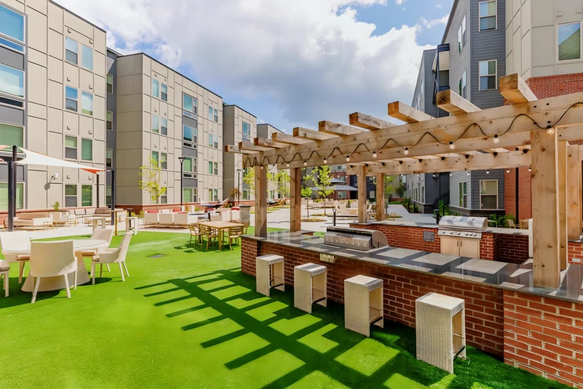 Outdoor Features