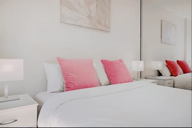 2 bed 2 bath