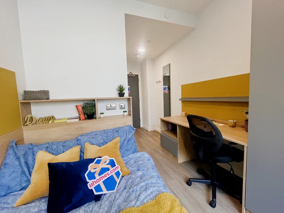 Hillfort House image