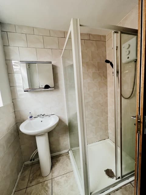 23 Leam Green image 5