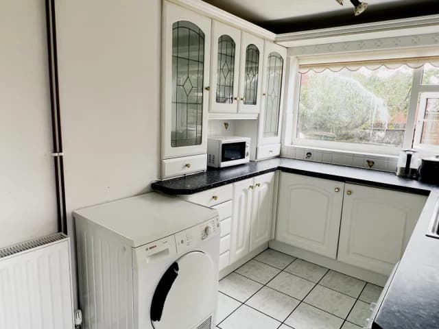 23 Leam Green image