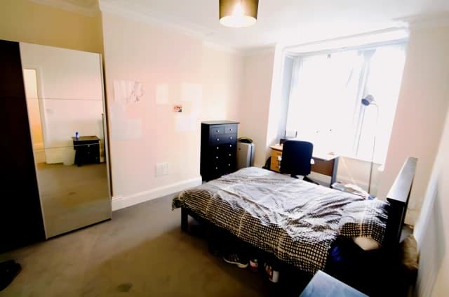 3 Bedroom 1 Bathroom