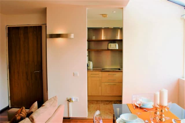 1 Bedroom 1 Bathroom