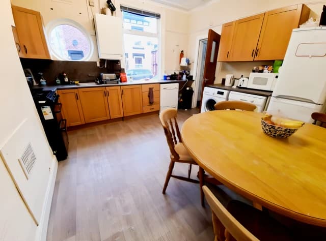 3 Bedroom 1 Bathroom
