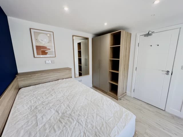 room 4