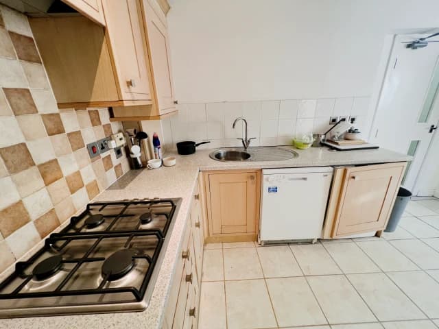 183 Charter Avenue image