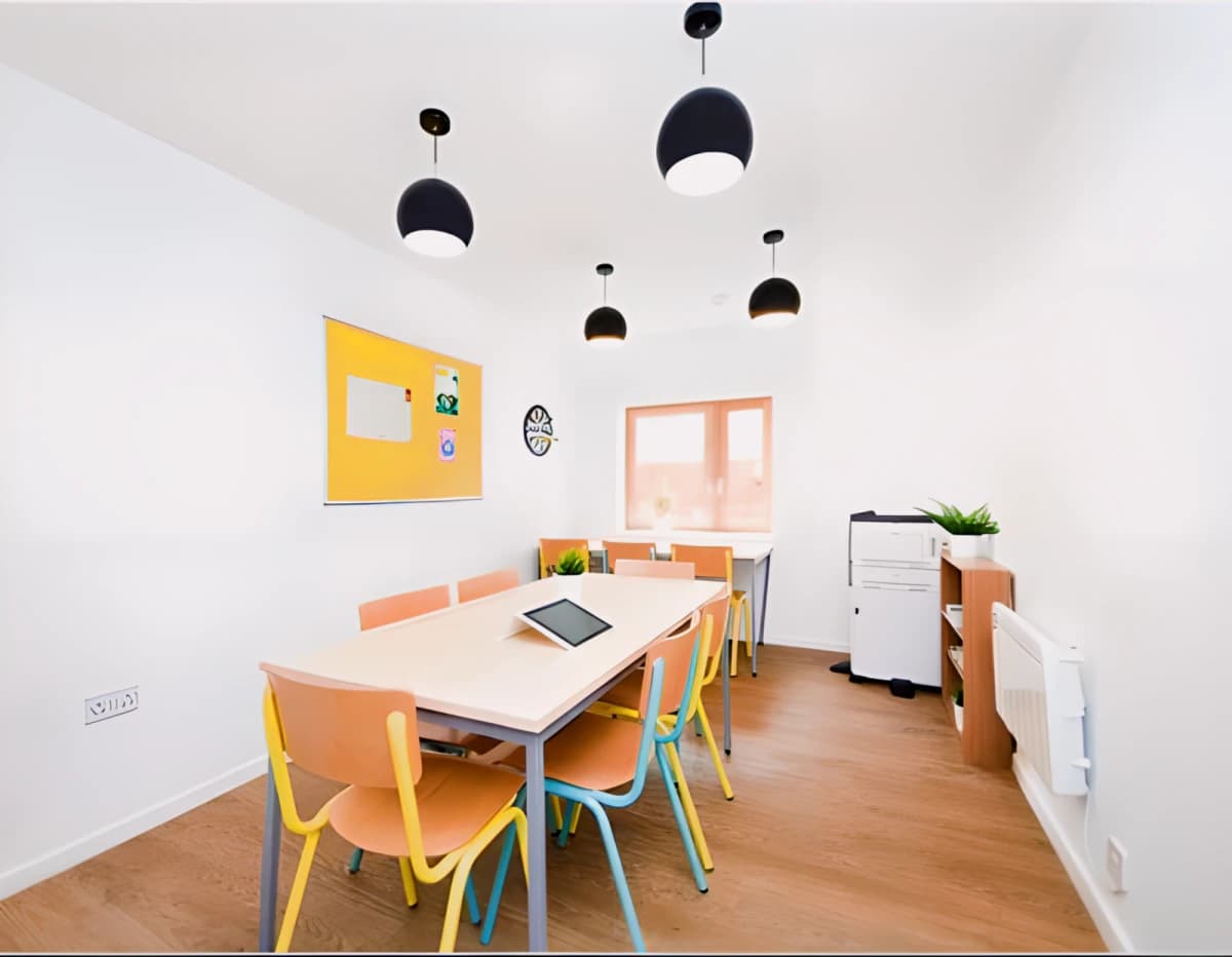 Lit Station Court Residence image