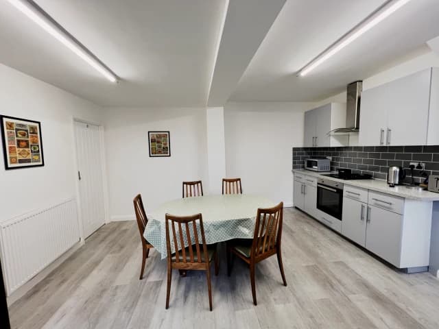 165 Charter Avenue image