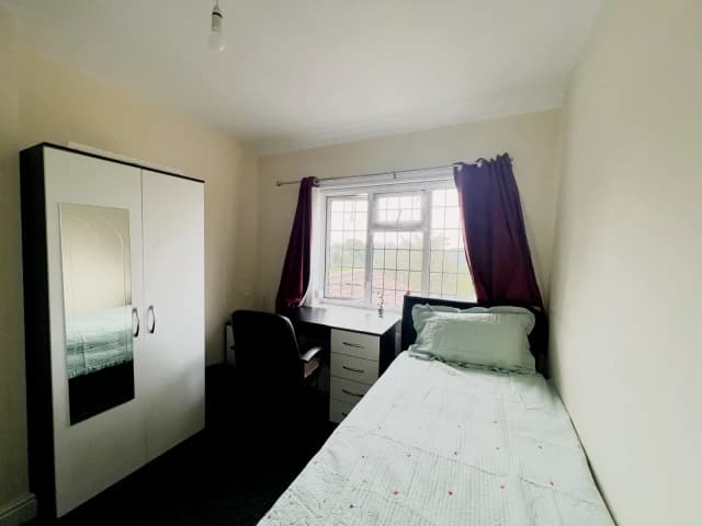 room 4