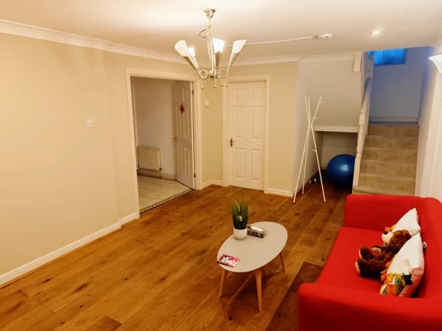 80a Bransford Avenue image 3
