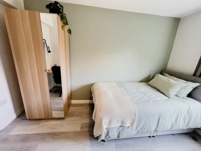 room 4
