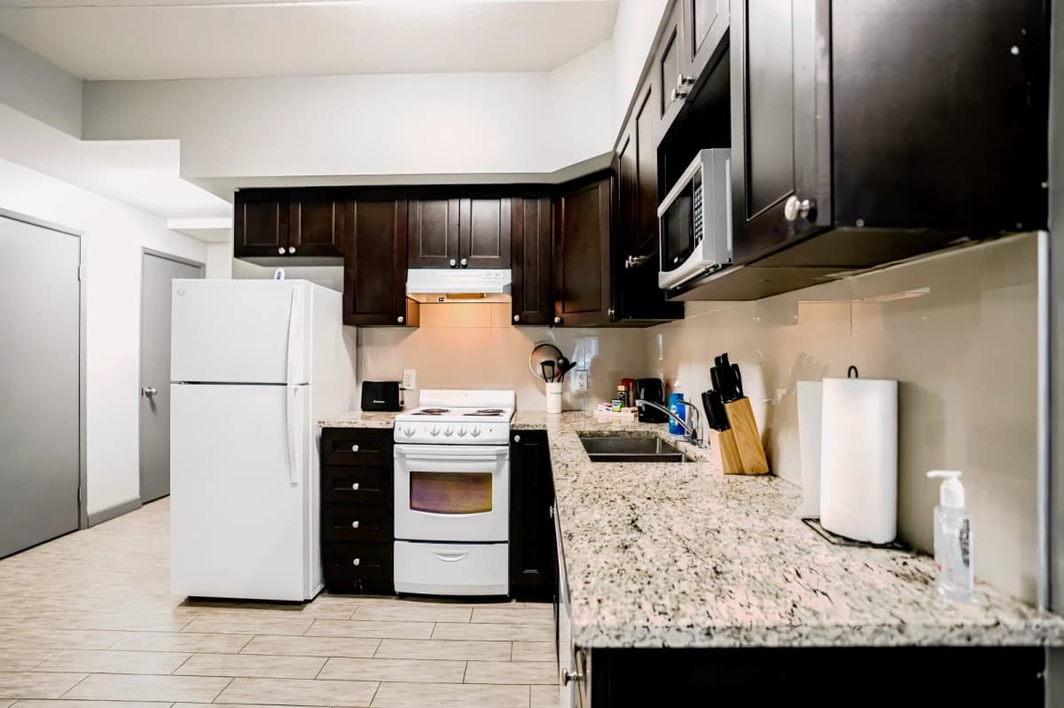 255 Sunview St image