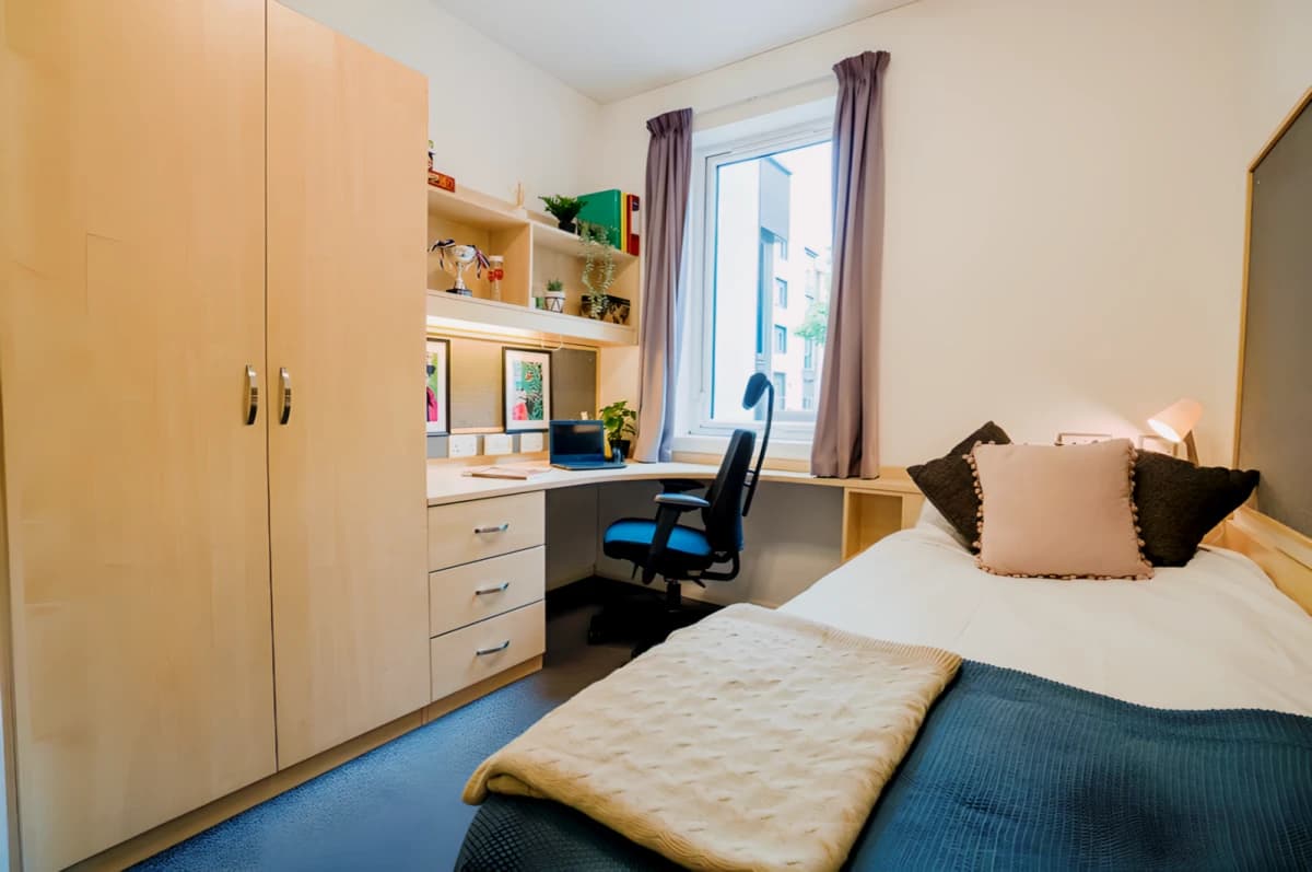 Standard Ensuite