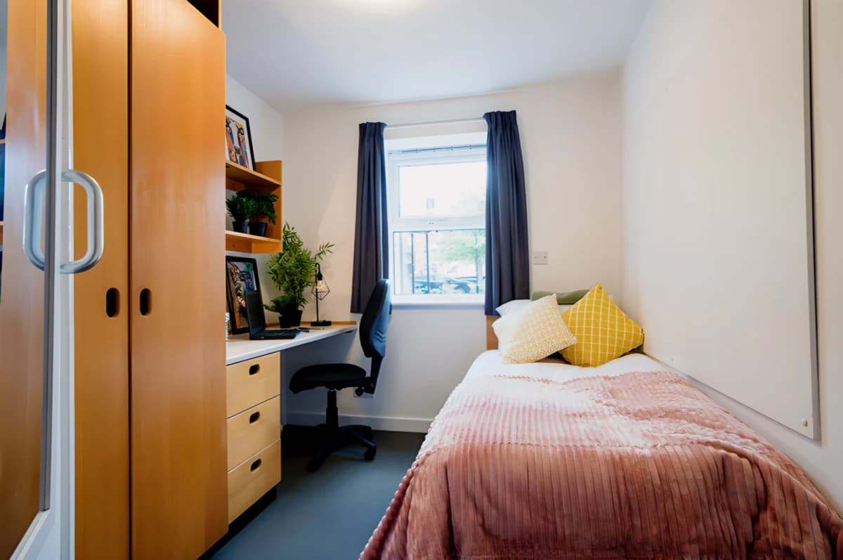 Standard Ensuite