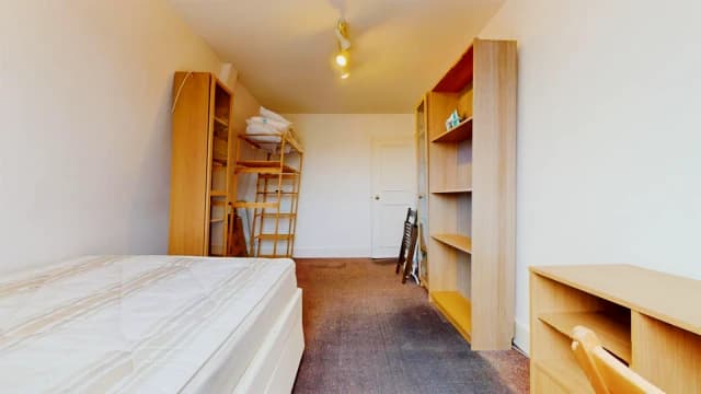 3 Bed 1 Bath, Flat A Rupert House, 52-53