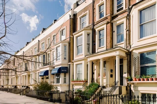 1 Bed 1 Bath, Flat 4, 62-64