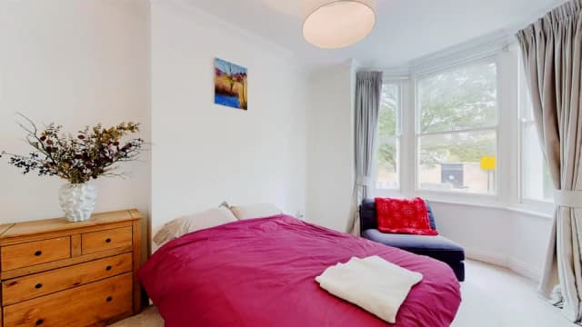 2 Bed 1 Bath, Flat 1, 21