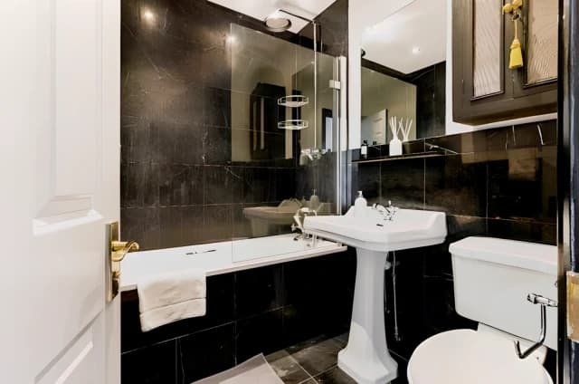 2 Bed 1 Bath, Flat 4,11