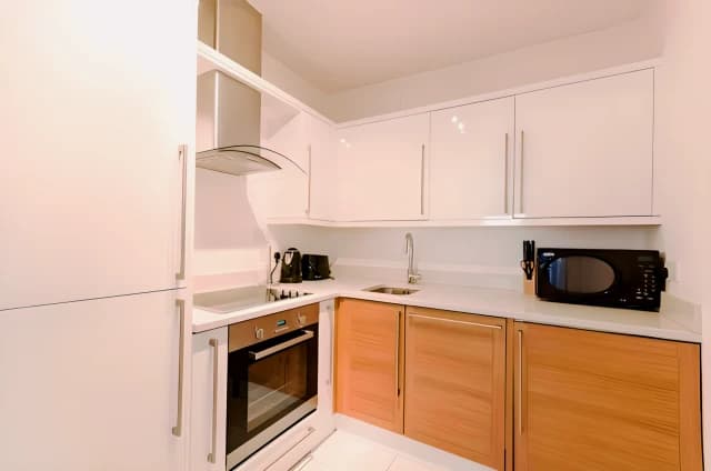 1 Bed 1 Bath, 16,1-3