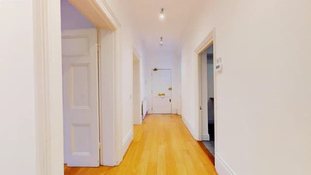 4 Bed 3 Bath, 49