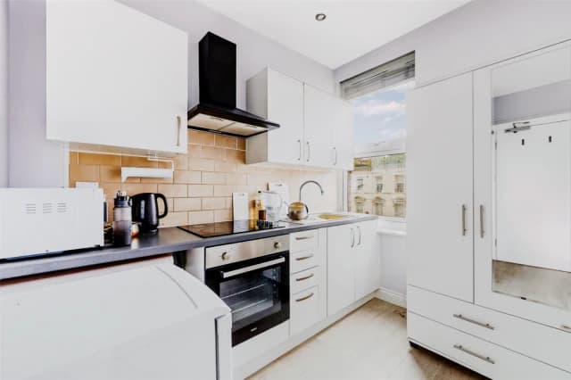 Studio, Flat 9, 66