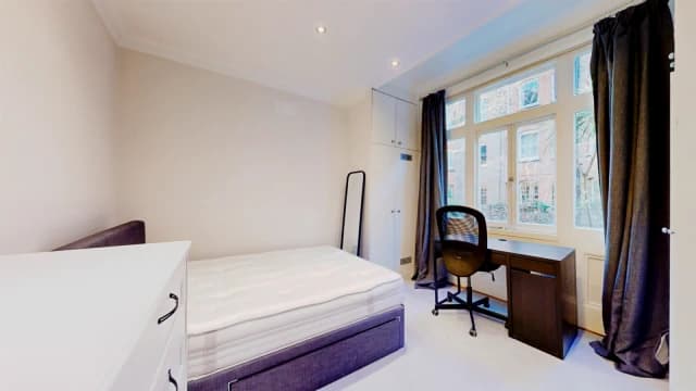 1 Bed 1 Bath, Flat D, 25