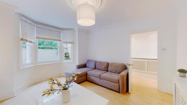 2 Bed 1 Bath, Flat 1, 21