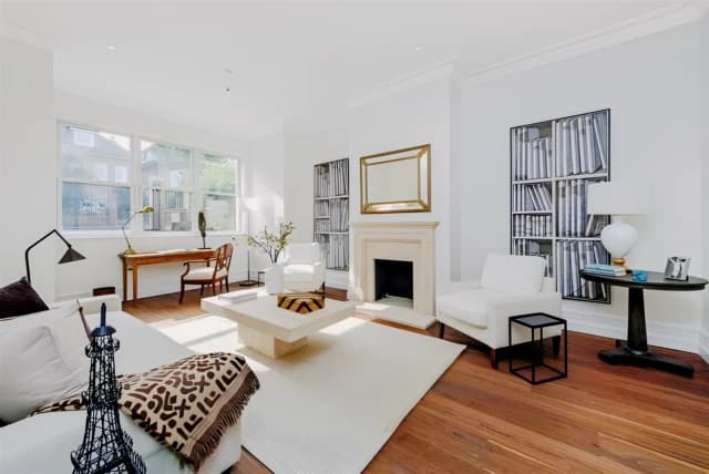 6 Bed 4 Bath, 2