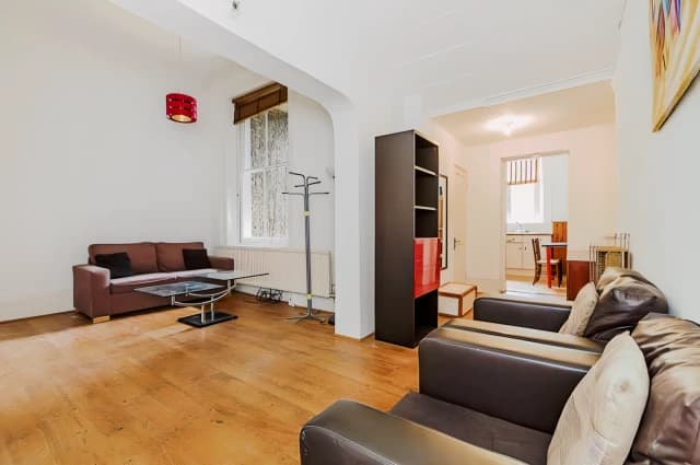 2 Bed 1 Bath, Flat 4, 26-28