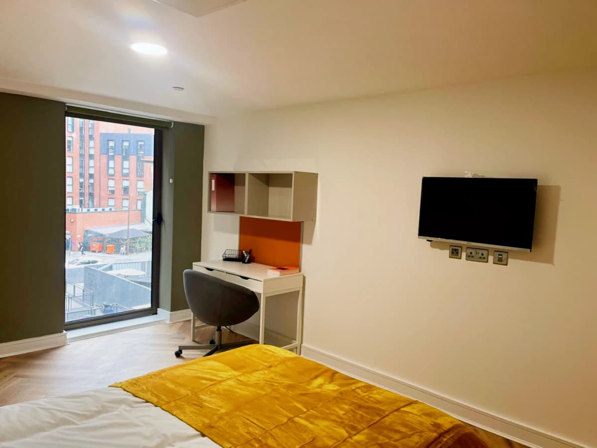Oldham Street image