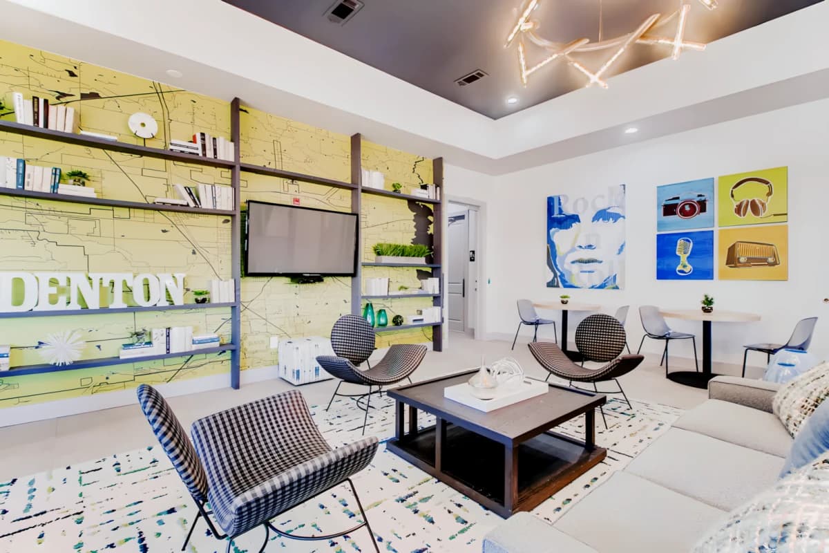 Midtown 905 in Denton image