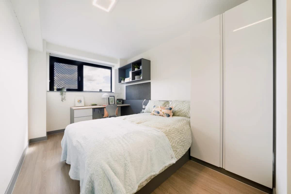 Canvas Capital House image