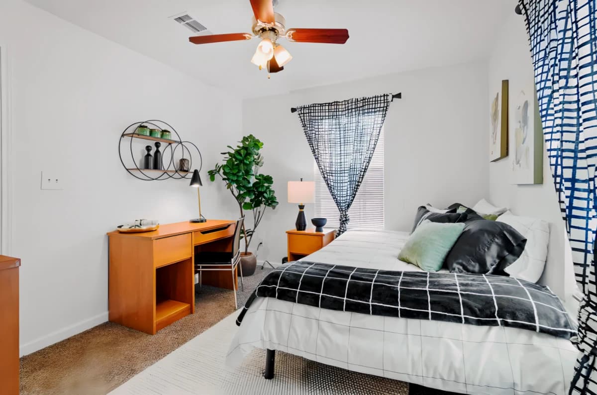 Astoria in Denton image