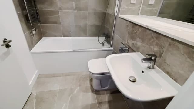 1 Bedroom 1 bathroom