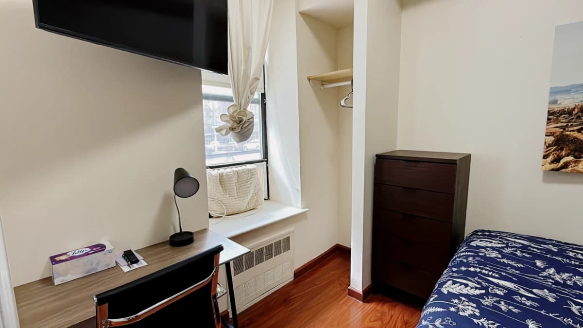 Central Park Apartments NYC image