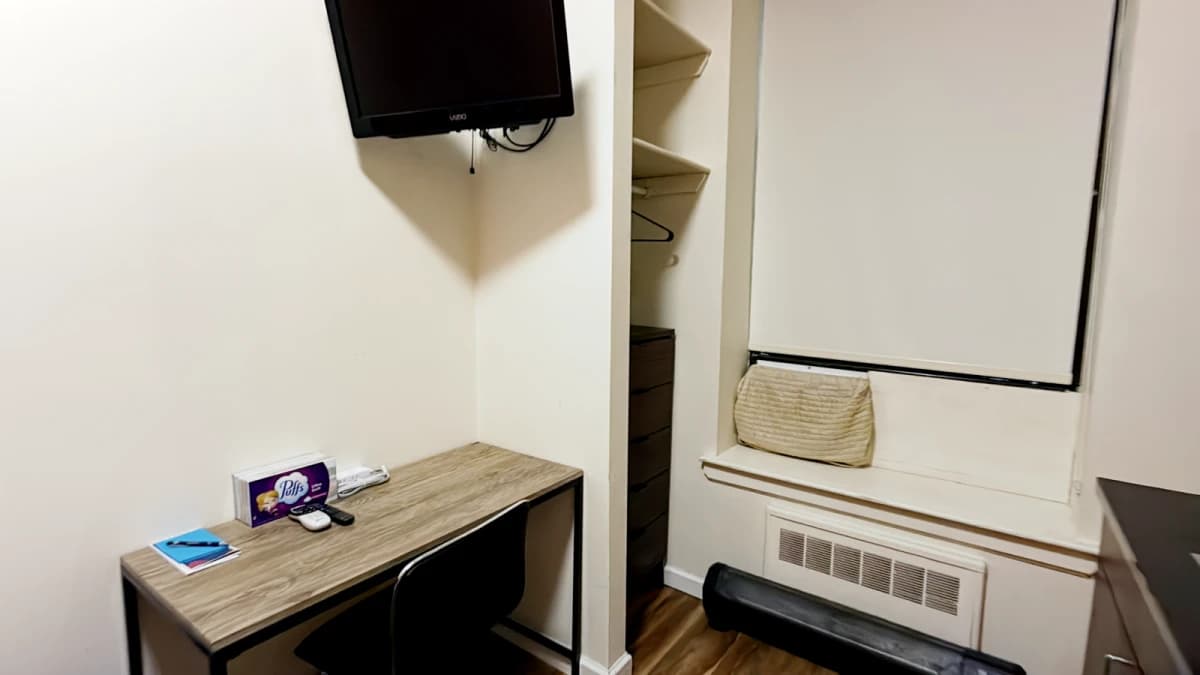 Central Park Apartments NYC image