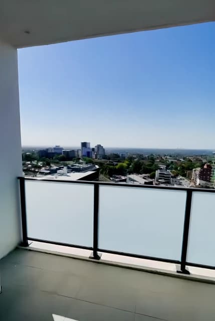 2 bed 2 bath-15l