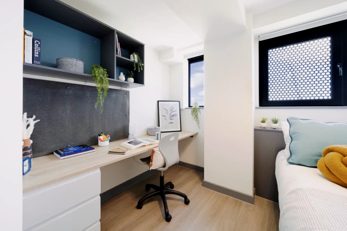 Canvas Capital House image