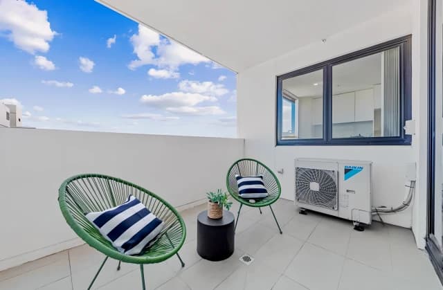 2 bed 2 bath-605