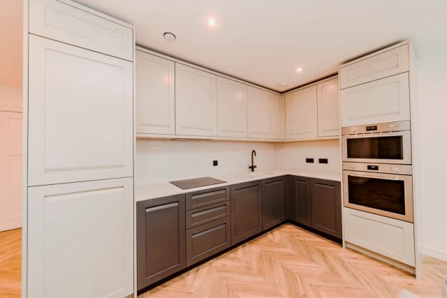 2 Bedroom 2 Bathroom Flat 84