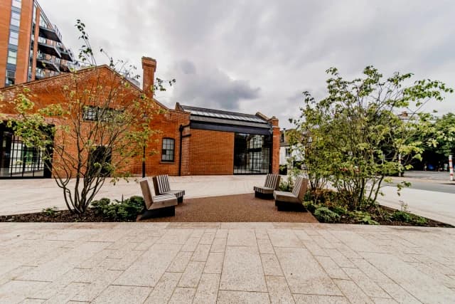 CM-Tryon House image 2