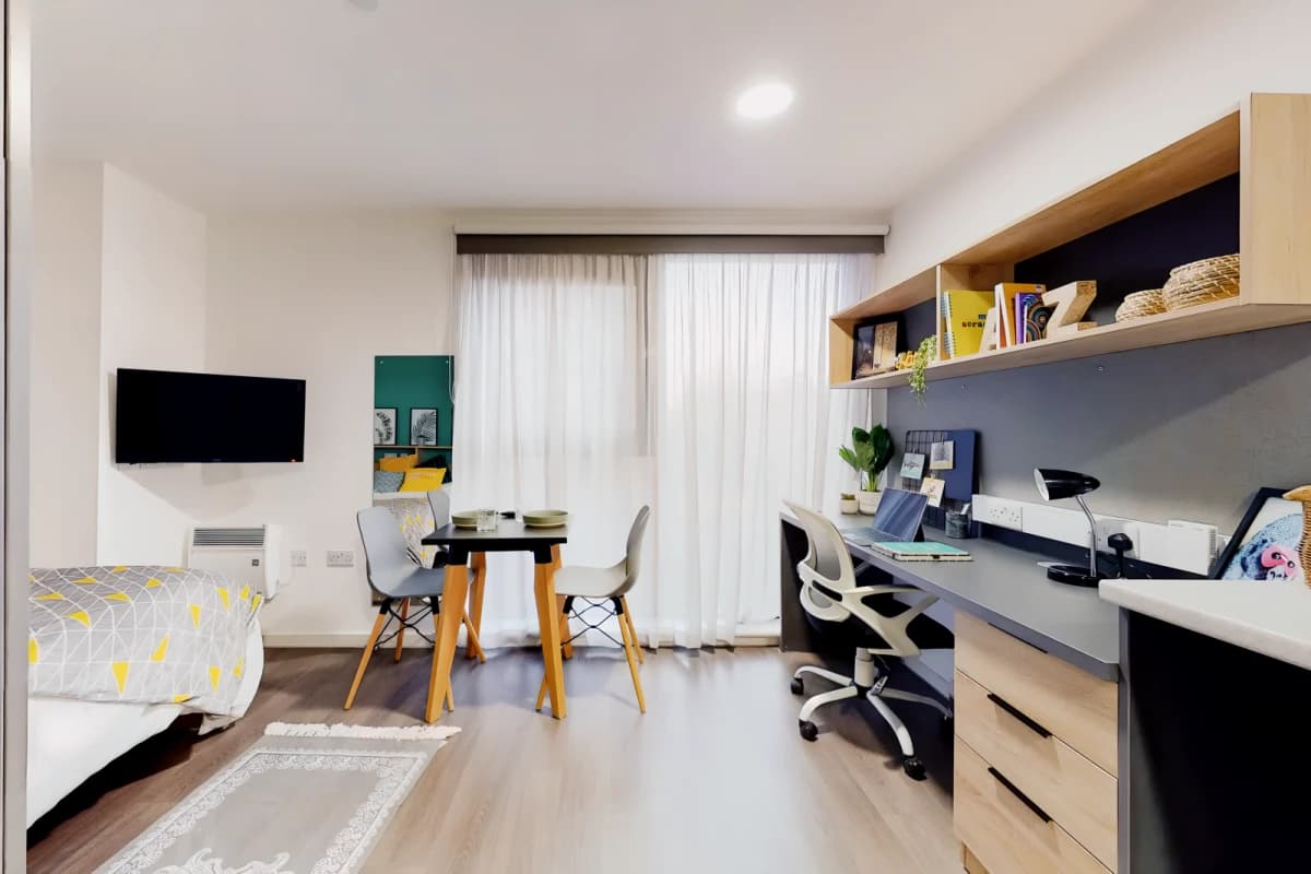 Canvas Coventry Arundel House image