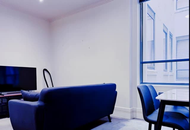 Master Room 1