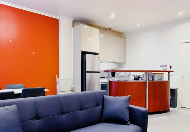 Master Room 1