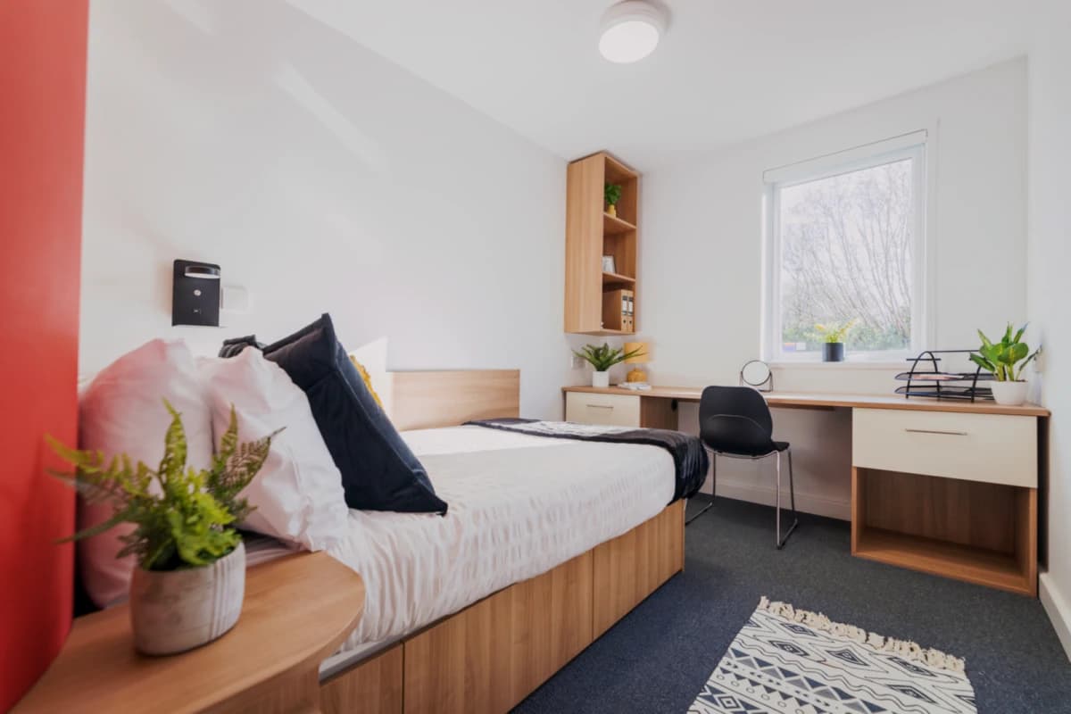 5 Bed Ensuite - First Floor