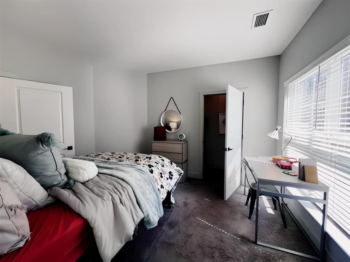 2 Bed 2 Bath